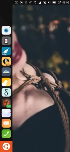Startbildschirm von Ubuntu Touch auf dem Fairphone 4. 